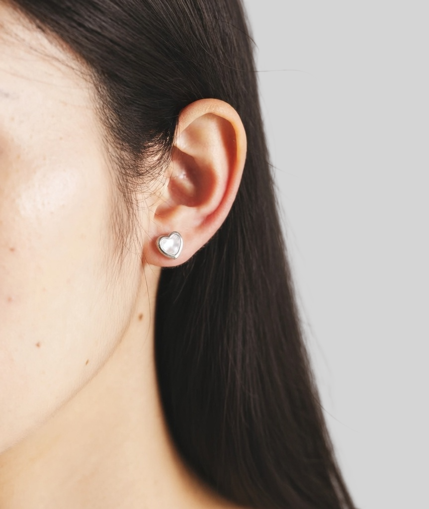 Herz Ohrstecker aus 925 Sterling Silber mit Perle – Funkelnd, Elegant & Minimalistisch – Vergoldet oder Platinbeschichtet
