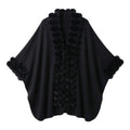 Zeitloses Damen Cape mit Kunstfell – Eleganter Strick Poncho