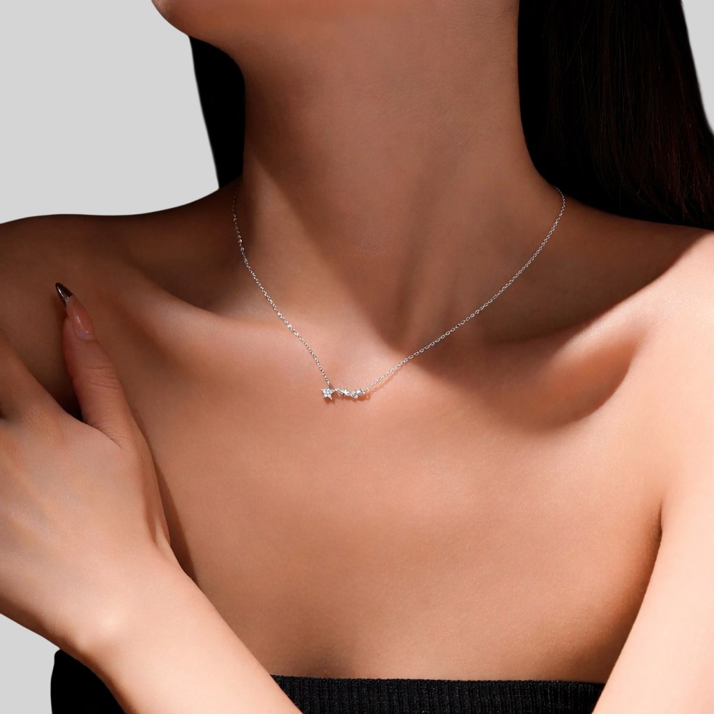 925 Sterling Silber Halskette, vergoldet oder platinbeschichtet, mit Drei-Sterne Anhänger und Zirkonia – Lang, elegant & feminin