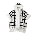 Elegantes Faux-Fur Cape mit Karomuster – Warmer Damen Poncho mit Kapuze