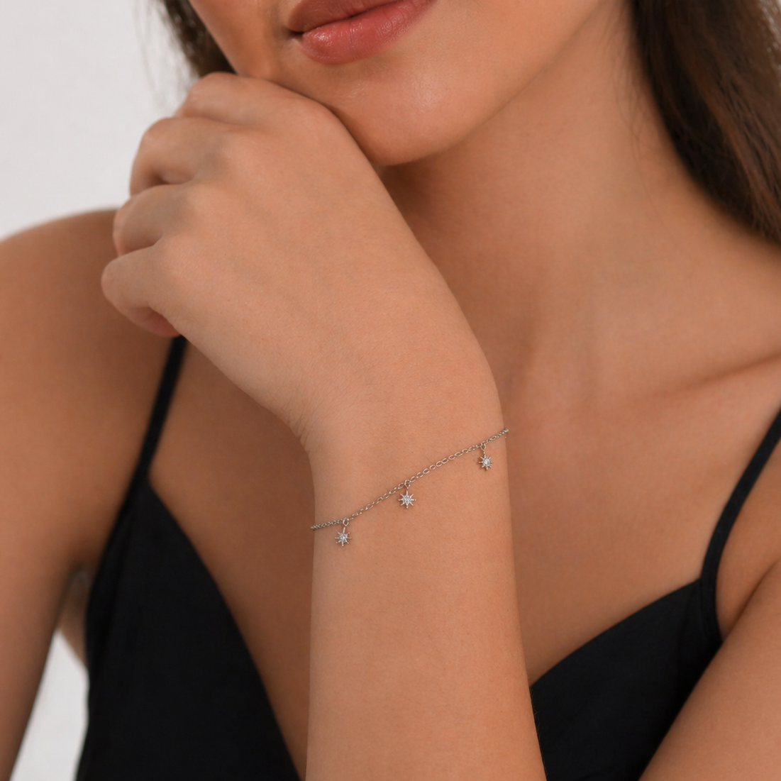 Elegantes Damen Armband aus 925 Sterling Silber – Drei Sonnen Anhänger mit Zirkonia, Vergoldet oder Platinbeschichtet, Zeitloser Schmuck
