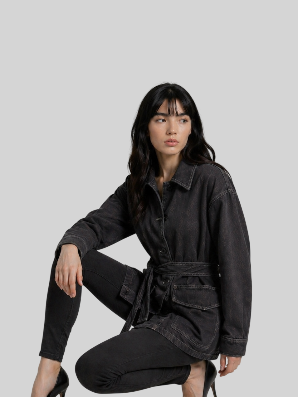 Damen Denim Jacke mit Gürtel – Casual Jeansjacke mit Reverskragen