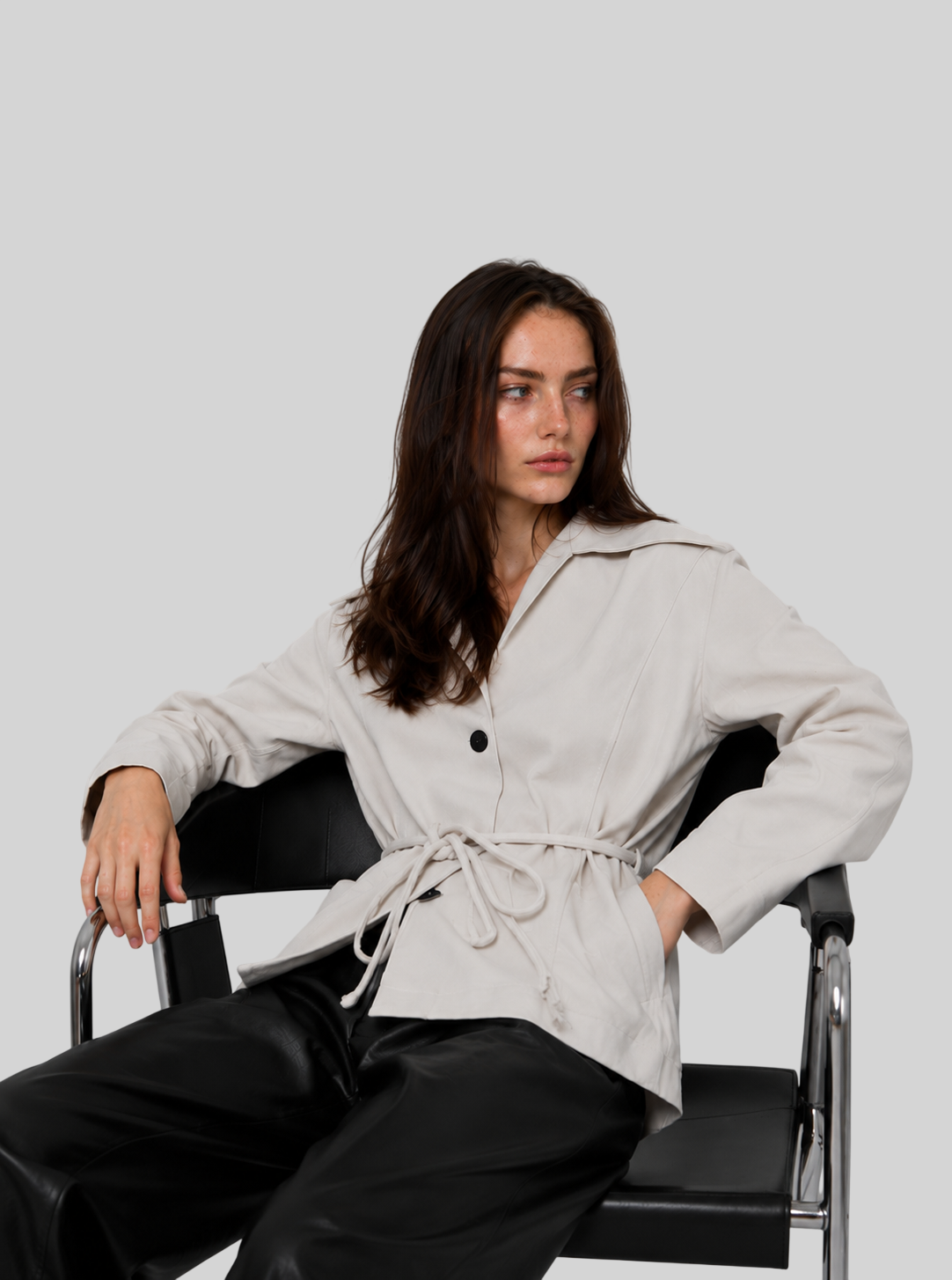 Damen Blazer mit Gürtel – Elegante Langarm Jacke mit Taschen