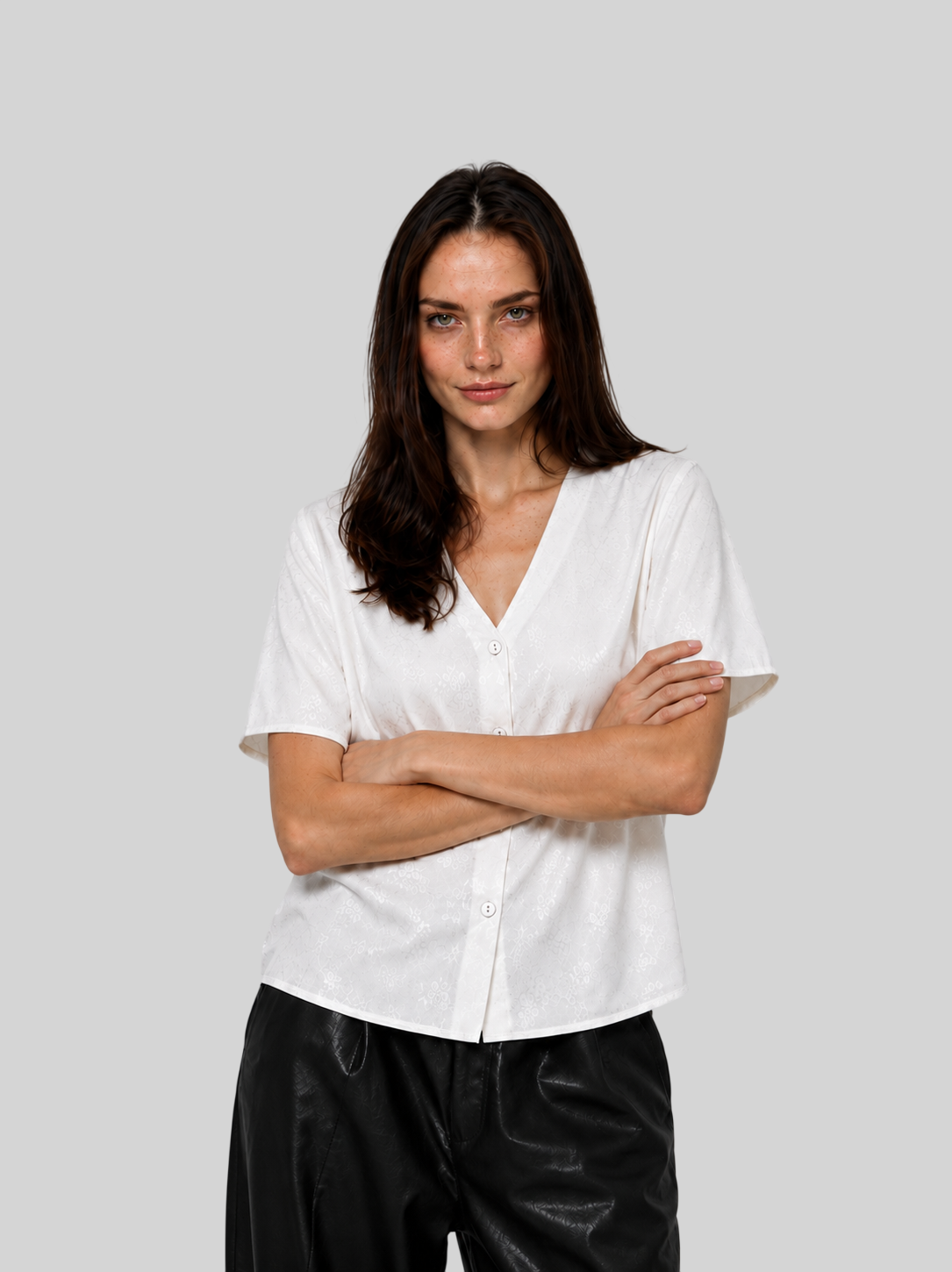 Leichtes Satin Top mit kurzen Ärmeln