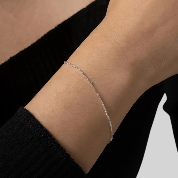 Damen Armband aus 925 Sterling Silber – Zarte Perlen, vergoldet oder platinbeschichtet, schlicht und elegant