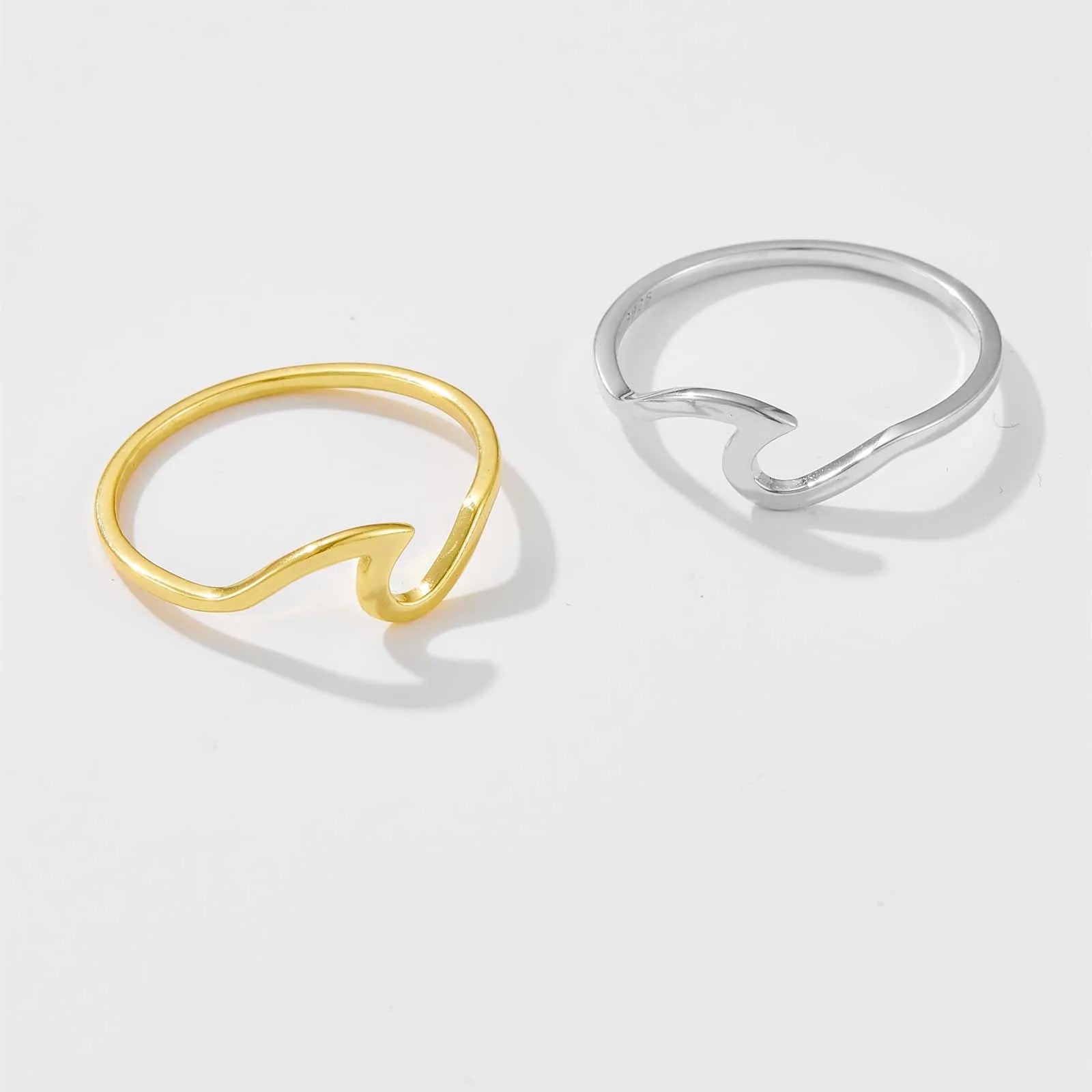 Schlichter 925 Silber Ring im Twist-Design – Vergoldet oder Platinbeschichtet | Zeitlos & Elegant