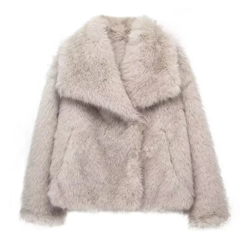 Warmer Damenmantel aus Kunstfell – Modern & Komfortabel