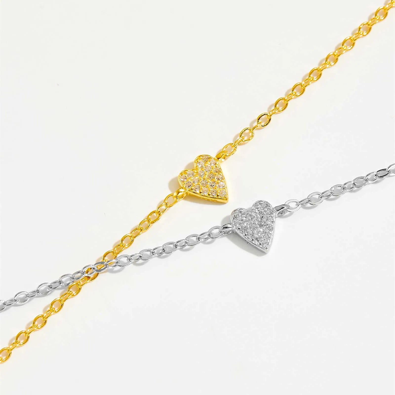 Zartes Damen Armband aus 925 Sterling Silber – Herz Pavé mit Zirkonia, vergoldet oder platinbeschichtet
