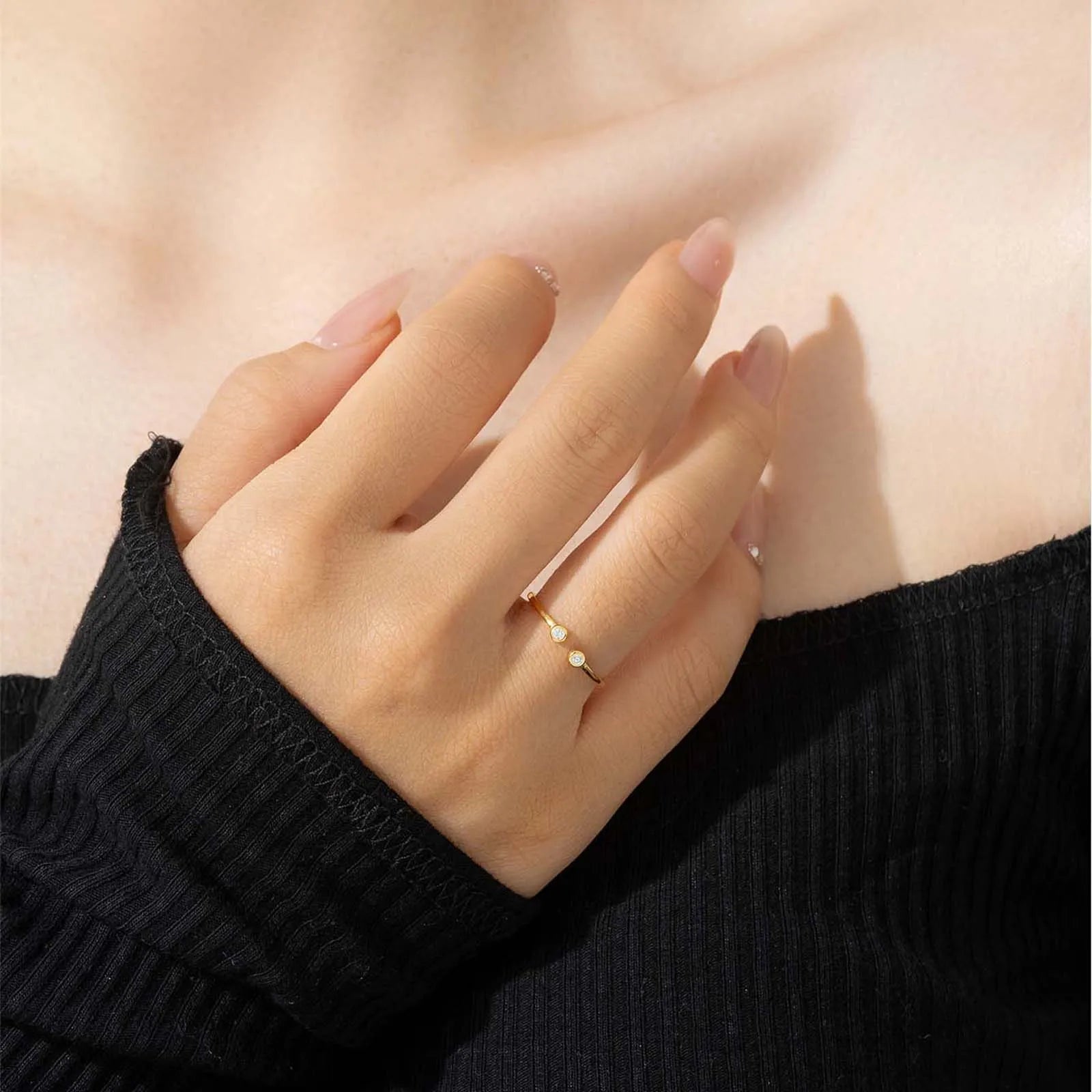 Damenring aus 925 Silber mit Klarer Zirkonia – Verstellbare Größe | Vergoldet oder Platinbeschichtet | Minimalistisch