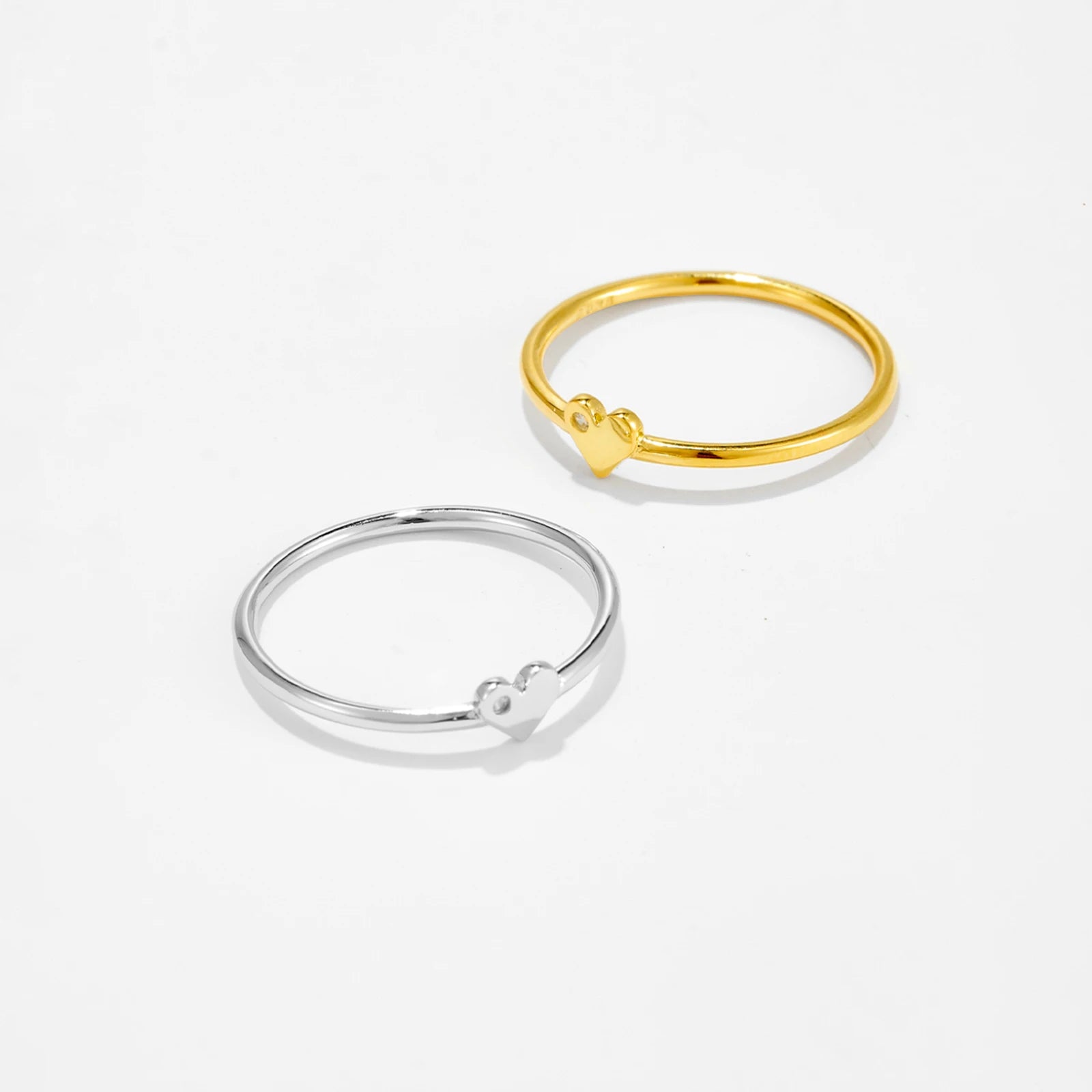 925 Silber Ring mit Herz Zirkonia – Vergoldet oder Platinbeschichtet | Zart & Feminin