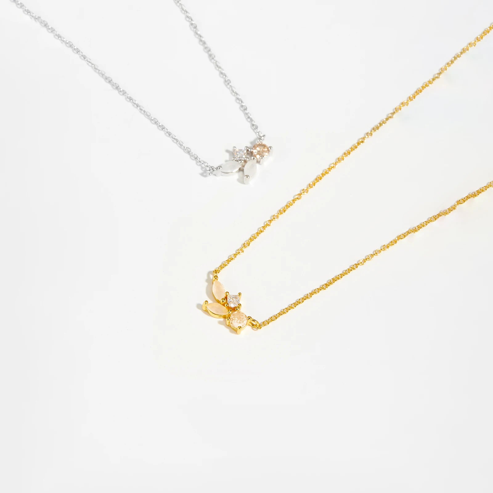 Luxuriöse lange 925 Sterling Silber Halskette, vergoldet oder platinbeschichtet – Wolken Anhänger, eleganter Damenschmuck
