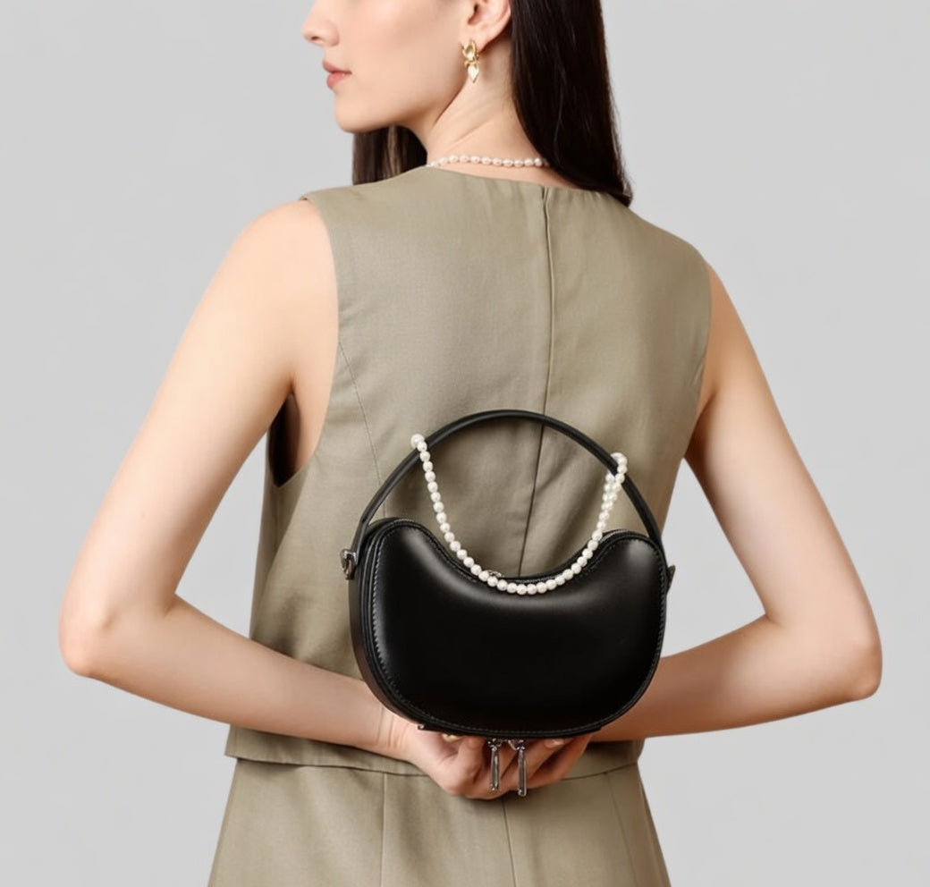 Damen Mini Handtasche aus Echtleder – Dumpling Design, Elegant & Modern – Schultertasche