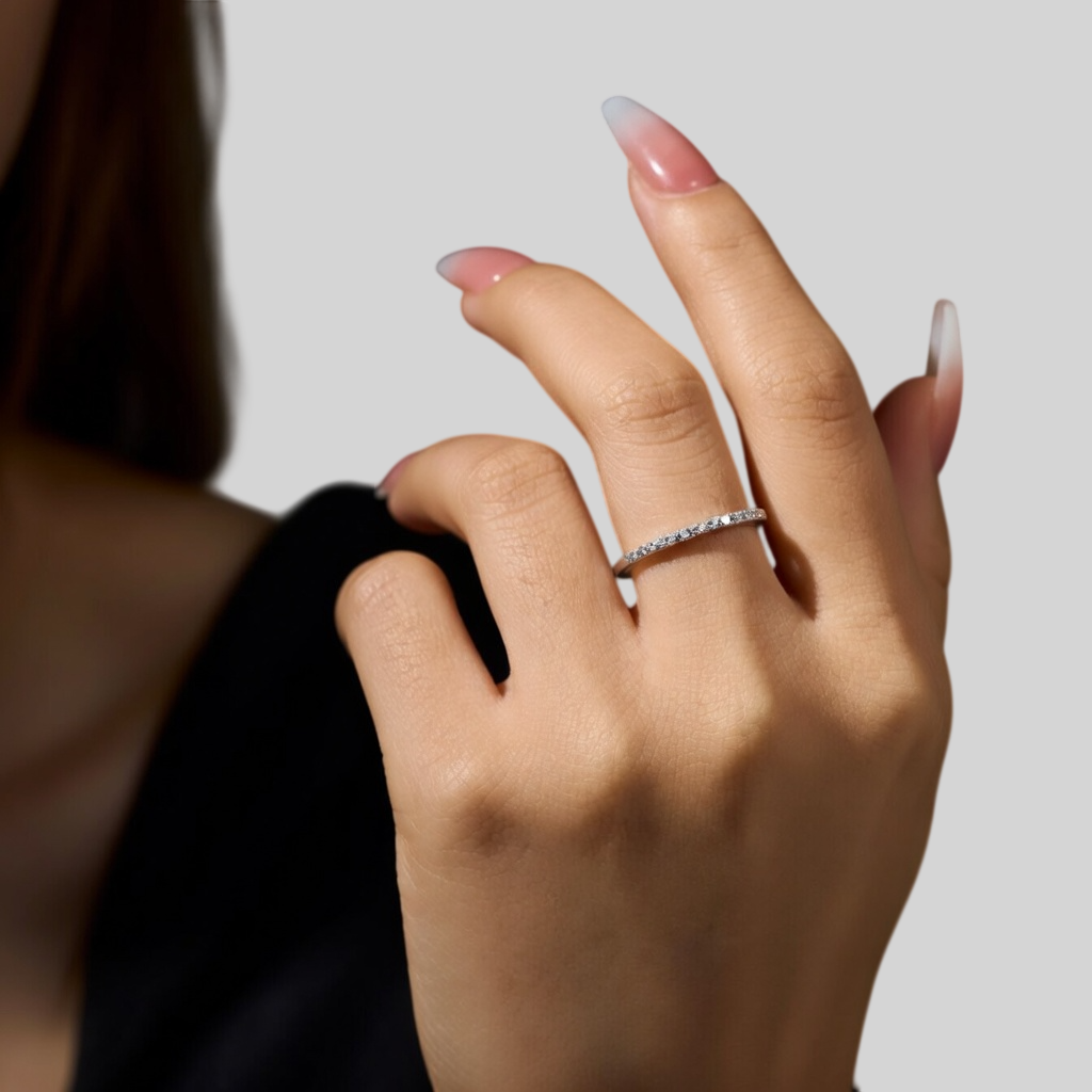 Zarter Damenring aus 925 Silber mit Zirkonia – Vergoldet oder Platinbeschichtet | Stilvoll & Feminin