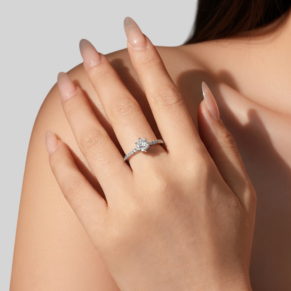 Damenring 925 Silber mit Zirkonia – Twist-Design | Vergoldet oder Platinbeschichtet | Elegant & Modern