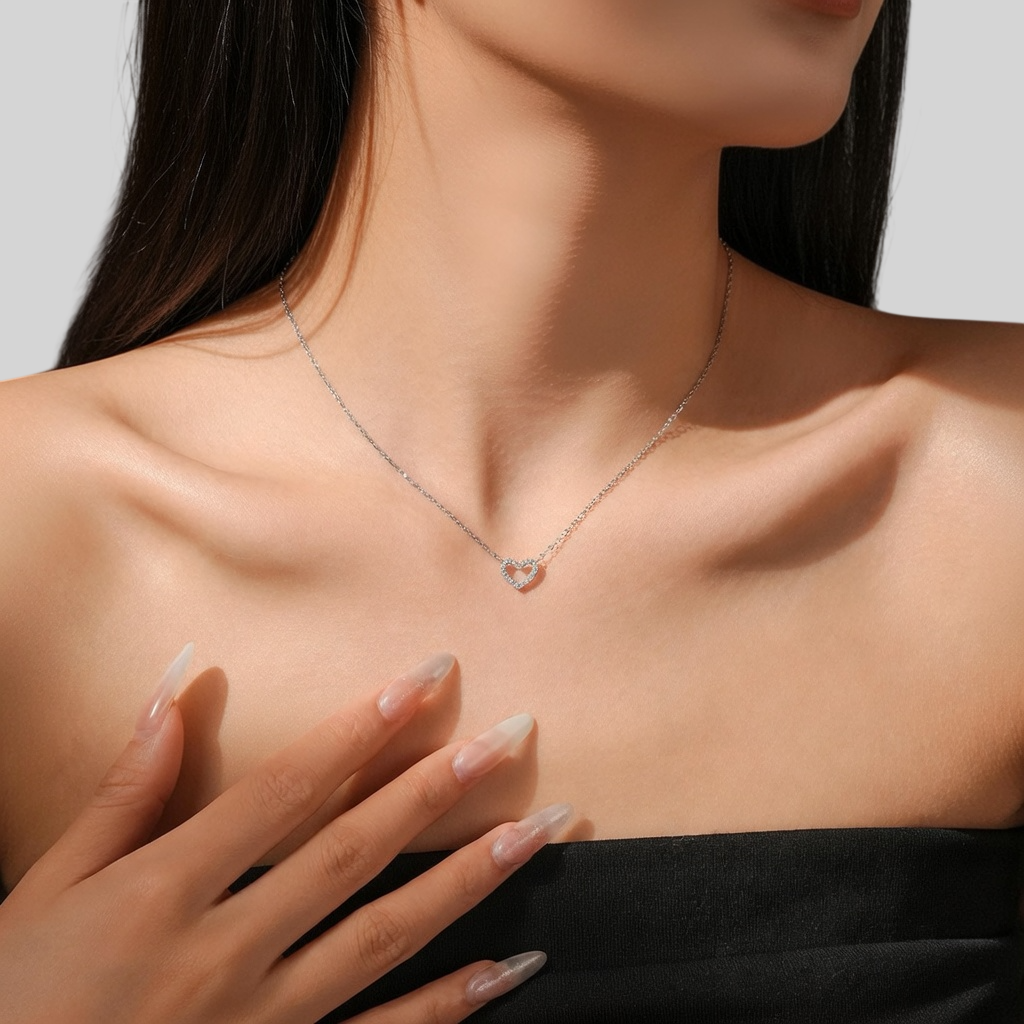 Feine Damen Halskette, vergoldet oder platinbeschichtet – Herz Design mit Zirkonia Stein